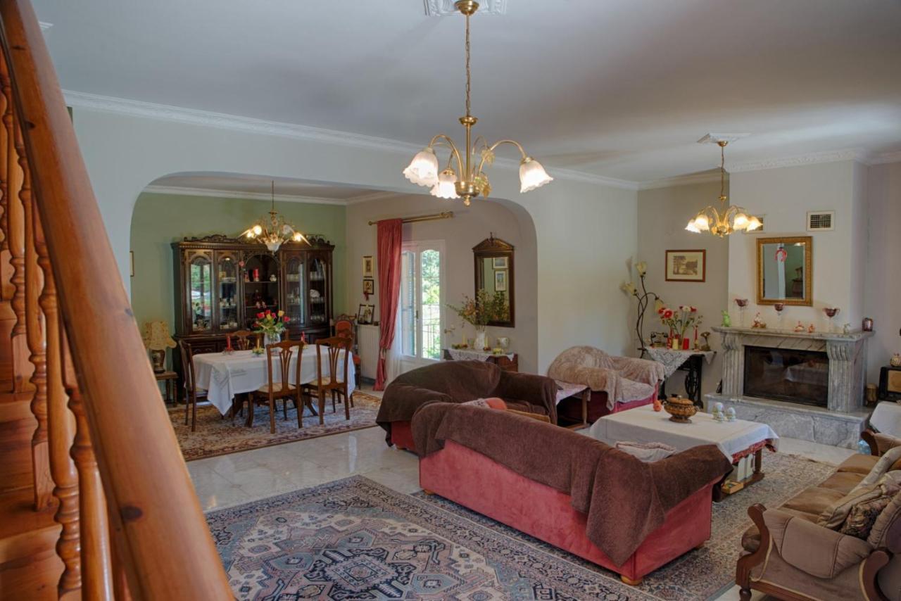 Villa Christina Gastouri  Екстериор снимка